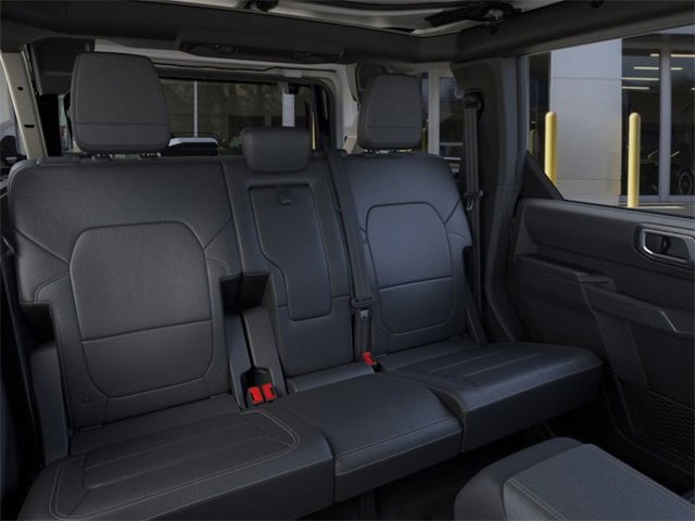 New 2025 Ford Bronco Badlands image 11