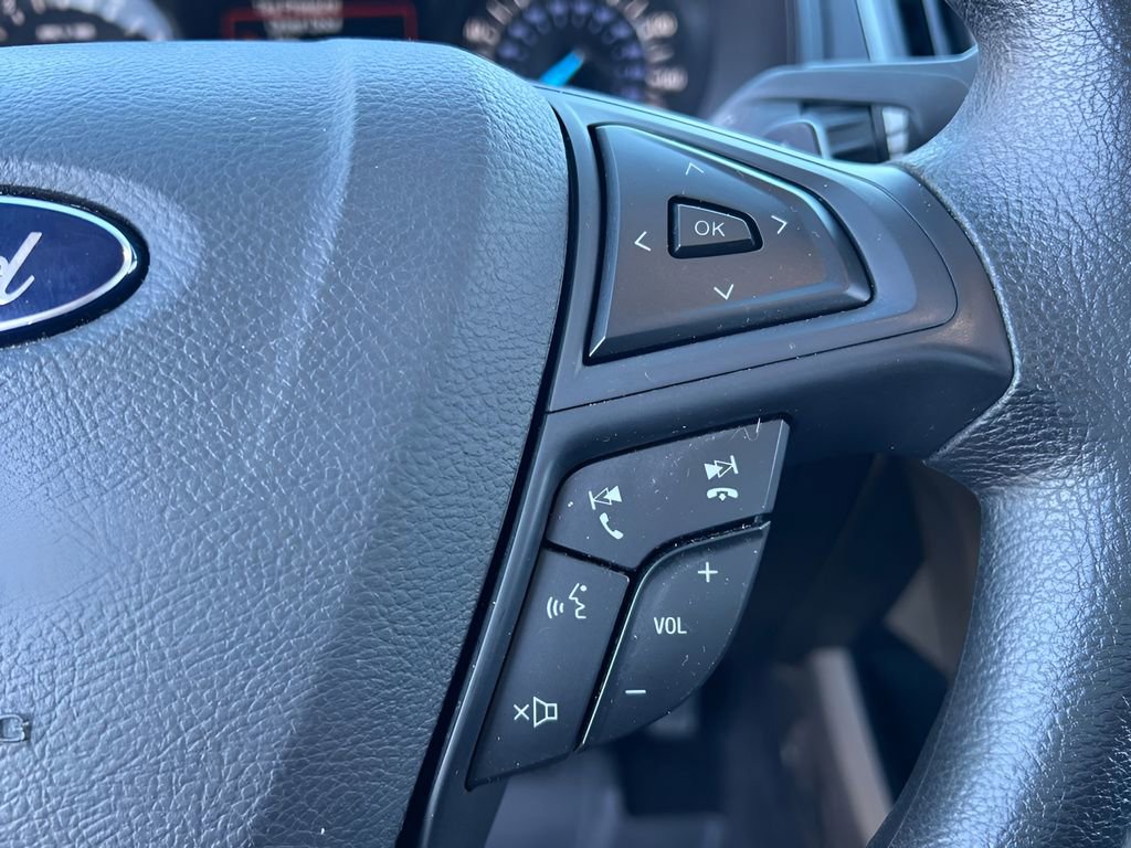 Used 2017 Ford Edge SE image 22