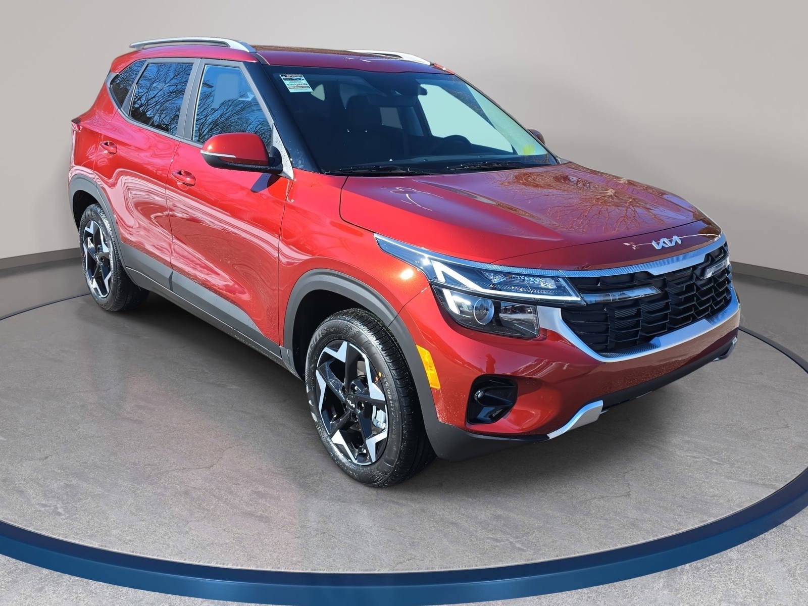 New 2026 Kia Seltos S FWD image 3
