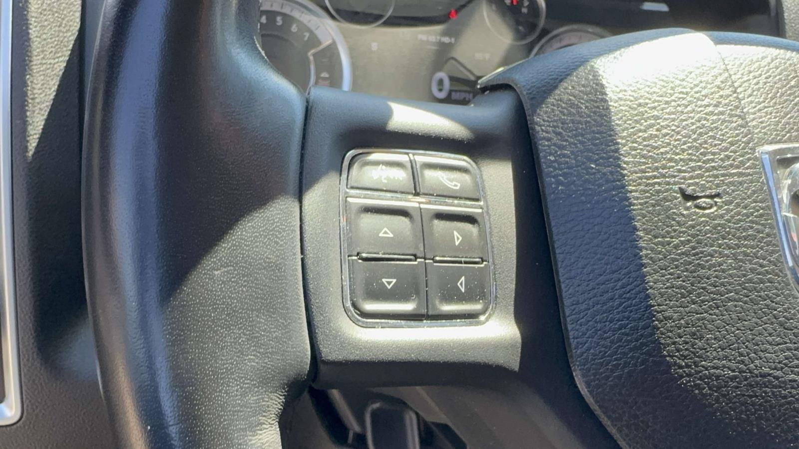 Used 2020 RAM 1500 Warlock AWD/4WD image 27