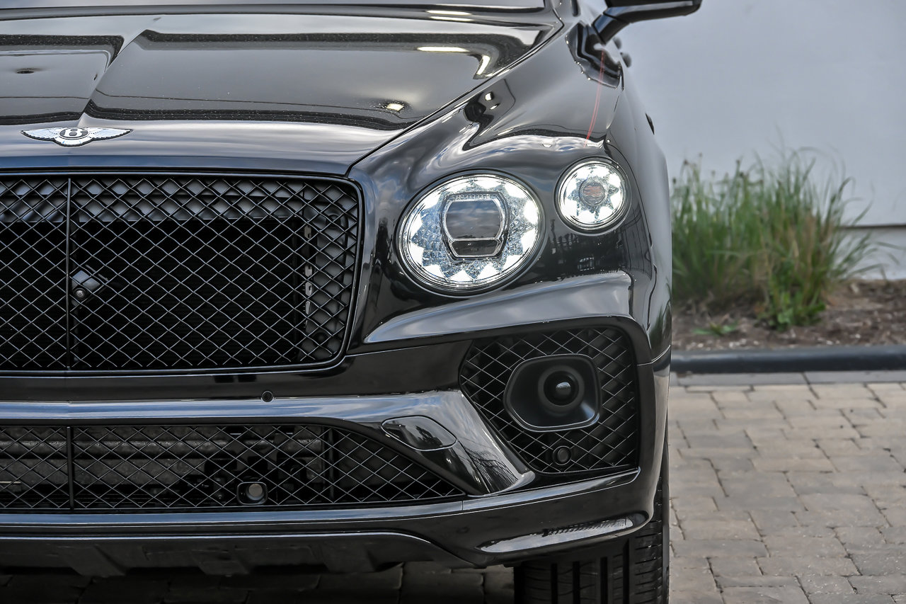 Used 2022 Bentley Bentayga AWD/4WD image 5