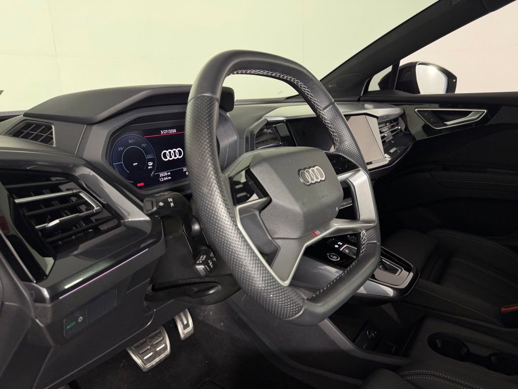 Used 2024 Audi Q4 e-tron Premium Plus w/ Premium Plus image 25