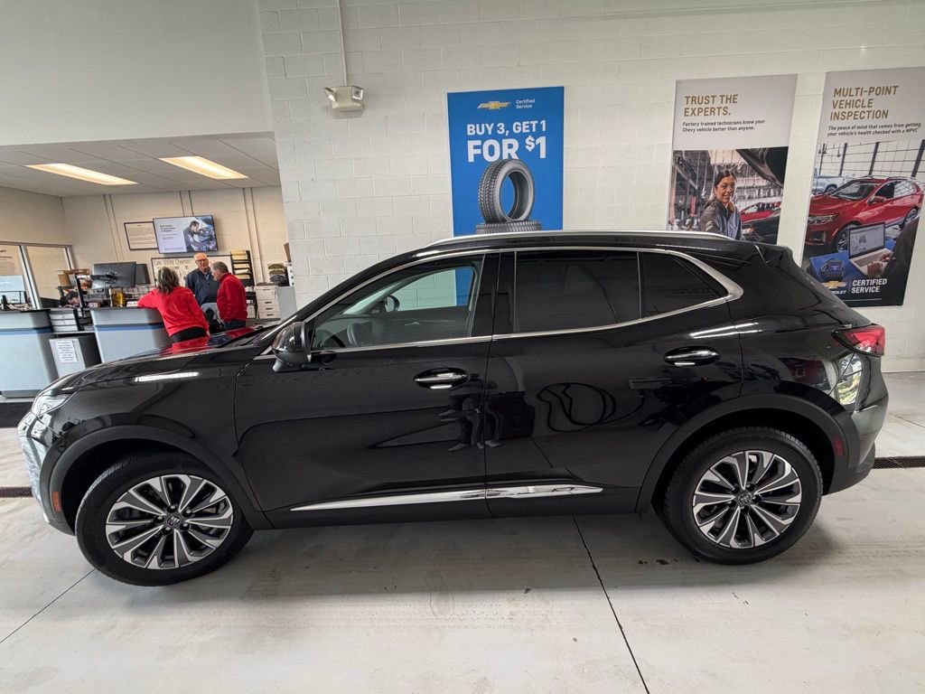 Used 2025 Buick Envision Preferred image 5