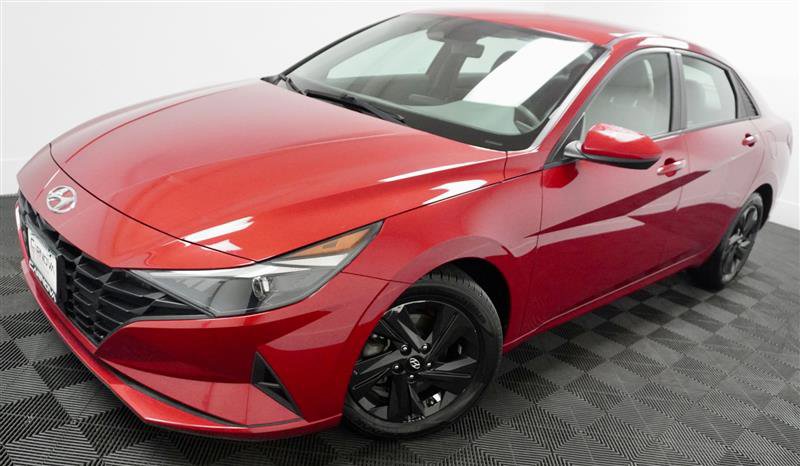Used 2021 Hyundai Elantra SEL w/ Convenience Package image 2