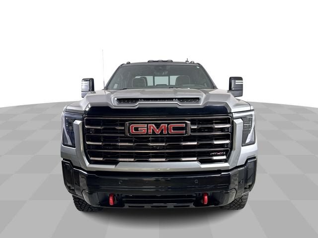 Used 2025 GMC Sierra 2500 AT4X AWD/4WD image 3