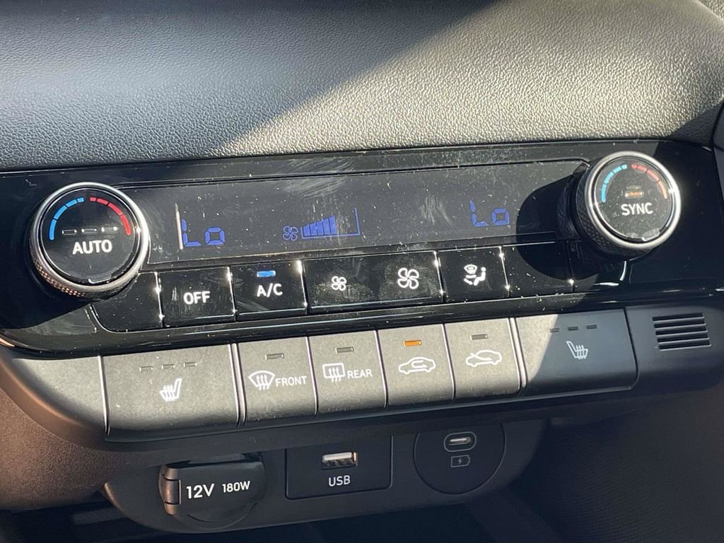 New 2026 Hyundai Elantra SEL Sport FWD image 19