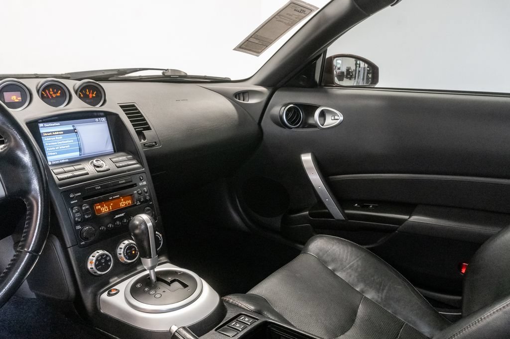 Used 2006 Nissan 350Z Grand Touring RWD image 11