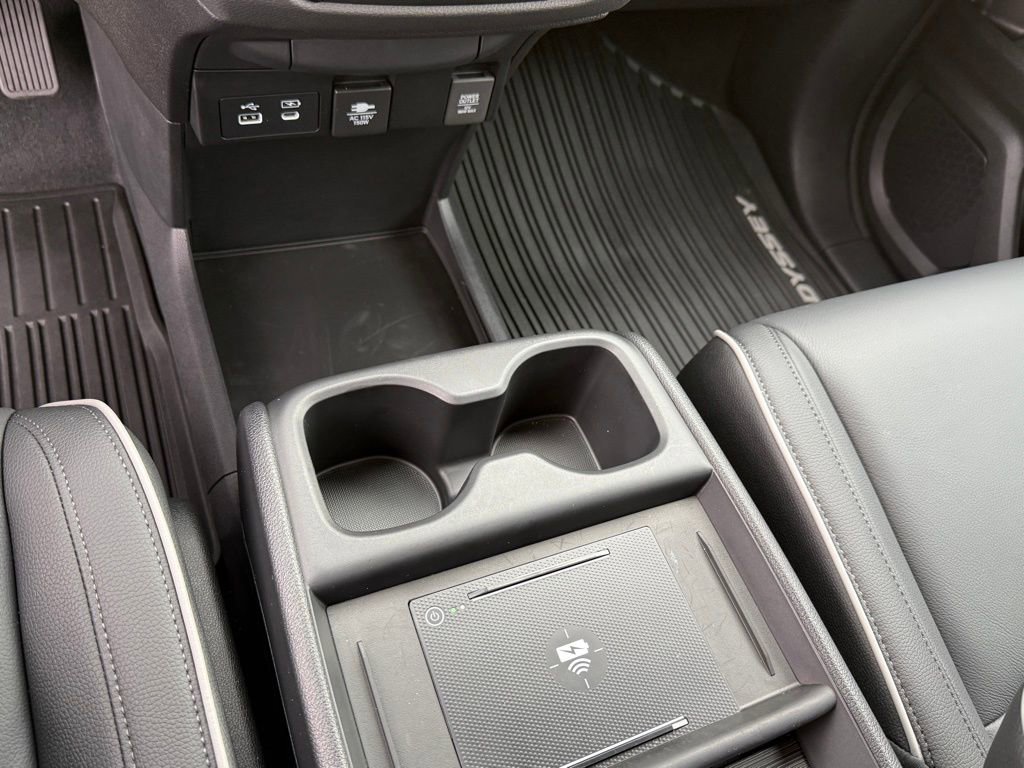 Certified 2026 Honda Odyssey Touring image 28