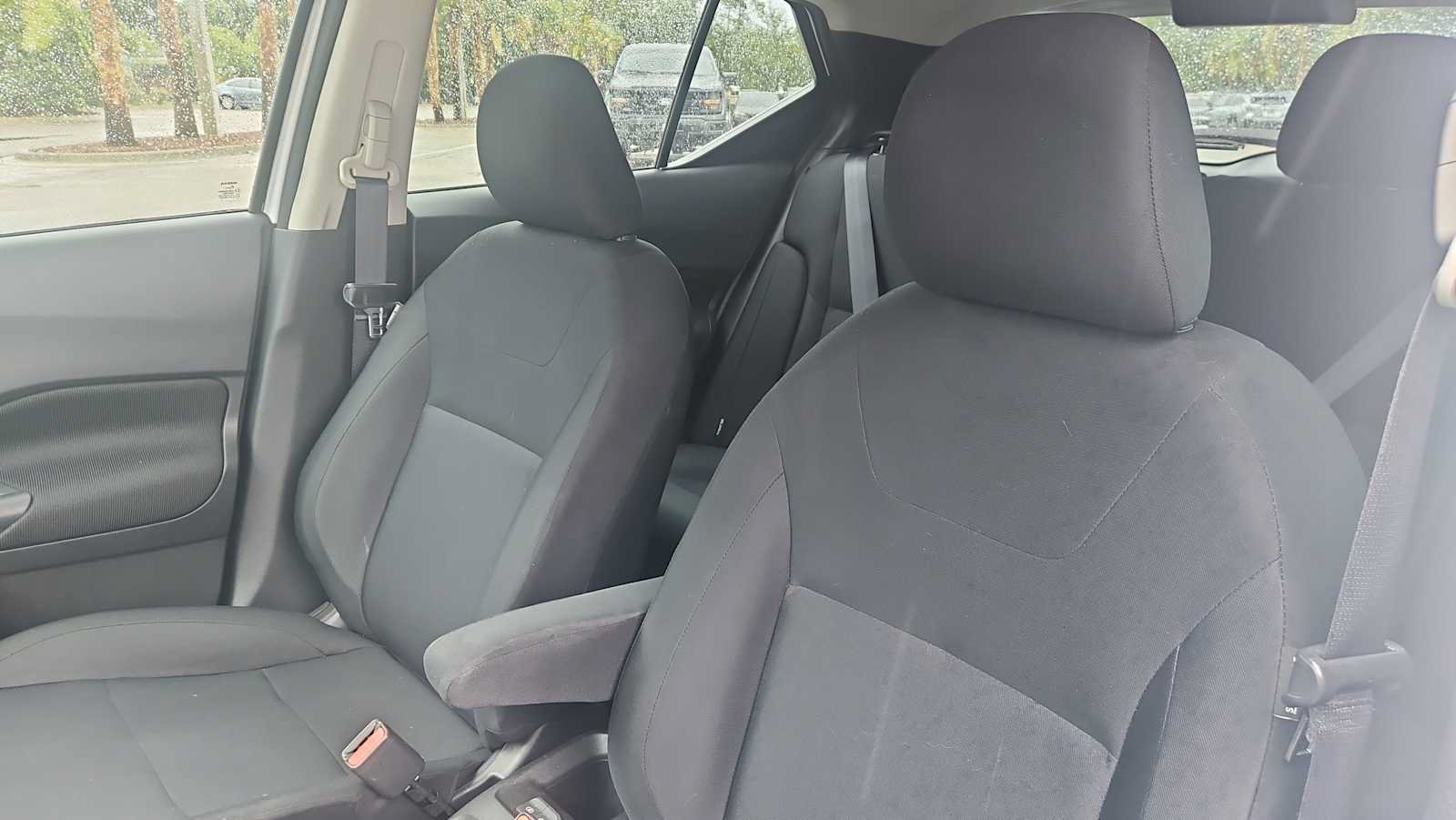 Used 2023 Nissan Kicks S FWD image 13