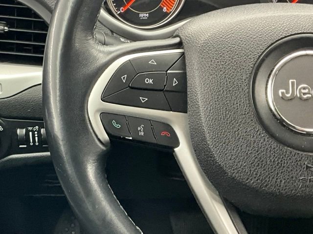 Used 2015 Jeep Cherokee Trailhawk w/ Comfort/Convenience Group image 17