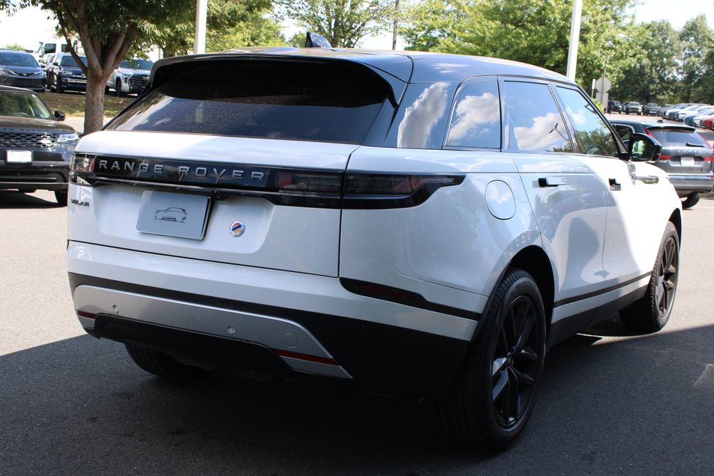 Used 2026 Land Rover Range Rover Velar S AWD/4WD image 3