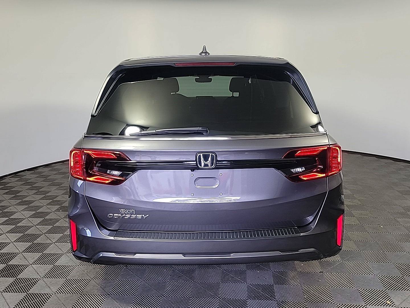 Certified 2025 Honda Odyssey EX-L image 5