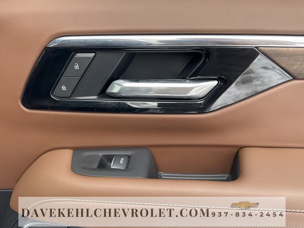 Used 2025 Chevrolet Tahoe High Country image 31