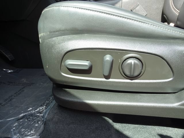 Certified 2023 Chevrolet Traverse LT w/ Rear Camera Mirror Package FWD image 22