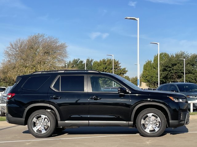 New 2026 Honda Pilot EX-L image 3