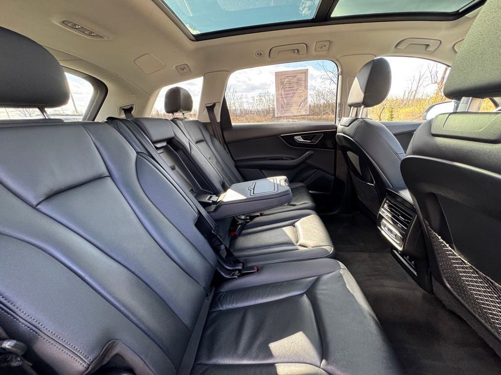 Used 2024 Audi Q7 3.0T Premium Plus AWD/4WD image 27