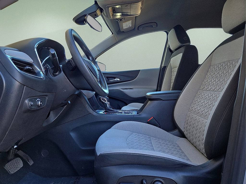 Used 2023 Chevrolet Equinox LT image 22