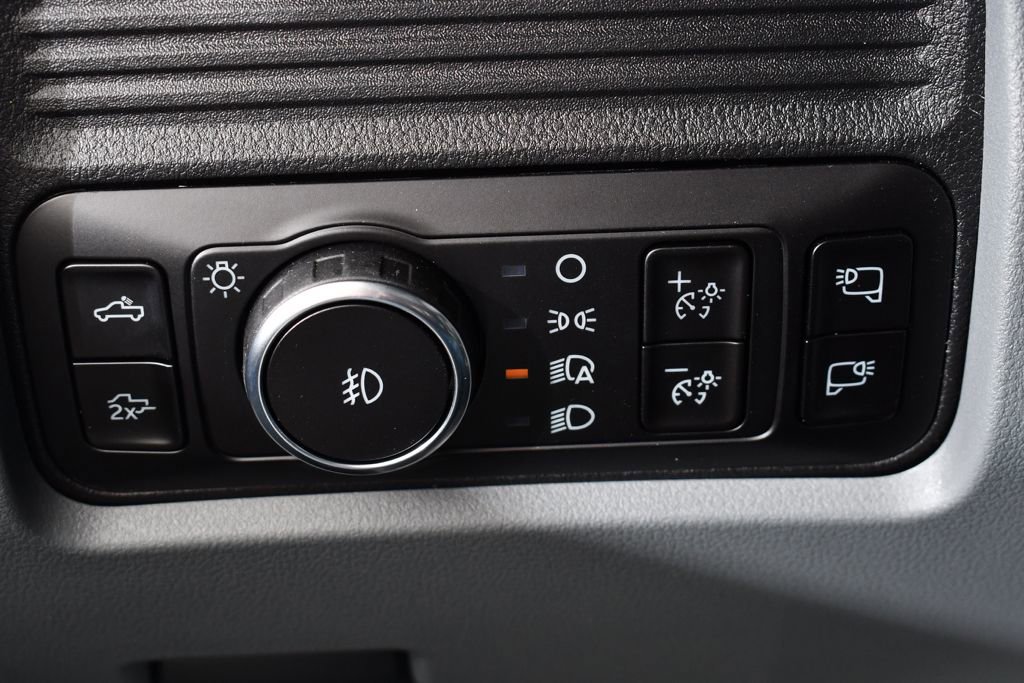 New 2026 Ford F350 XLT w/ XLT Premium Package image 31