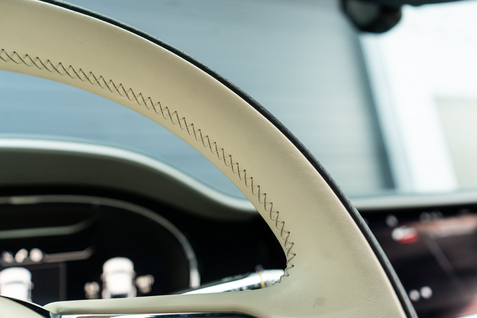 Certified 2023 Bentley Continental GT Mulliner AWD/4WD image 32