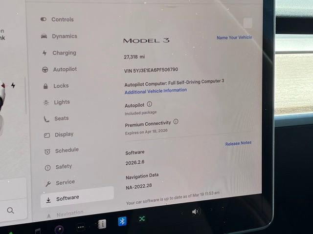 Used 2023 Tesla Model 3 Standard Range image 19