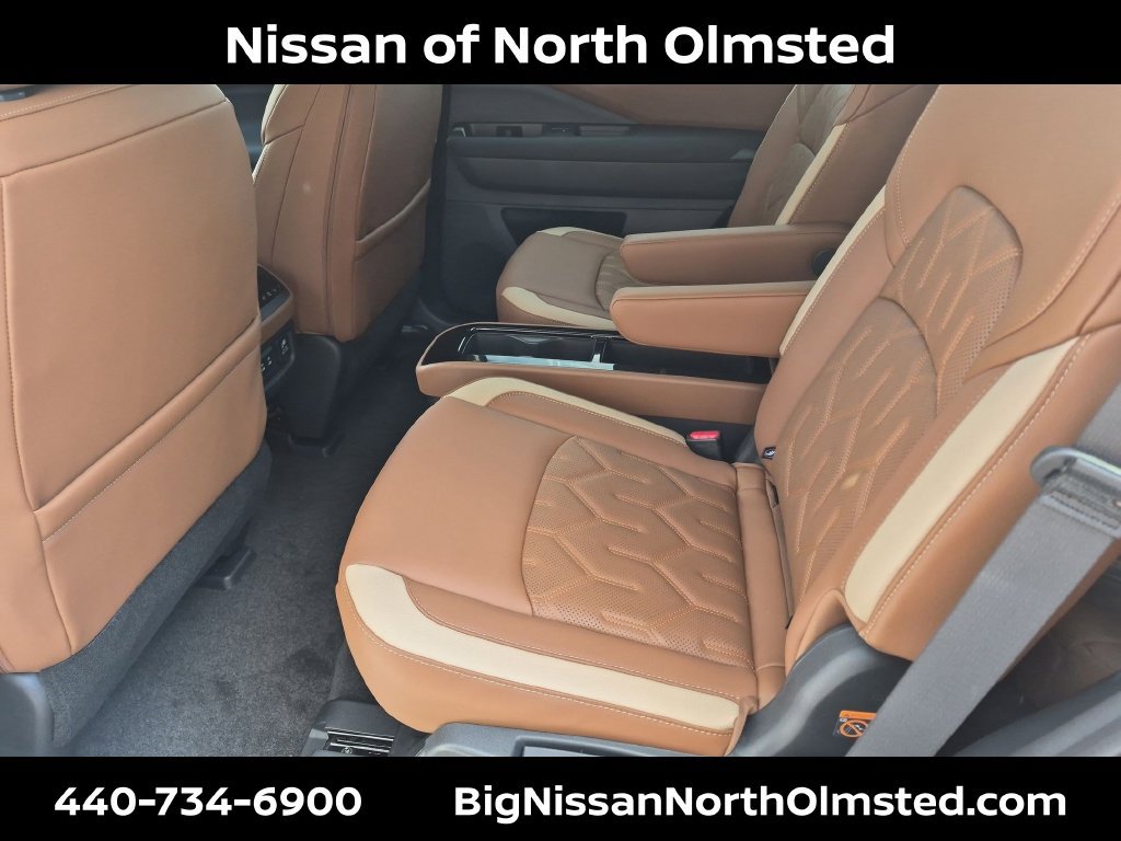 New 2026 Nissan Pathfinder Platinum AWD/4WD image 17