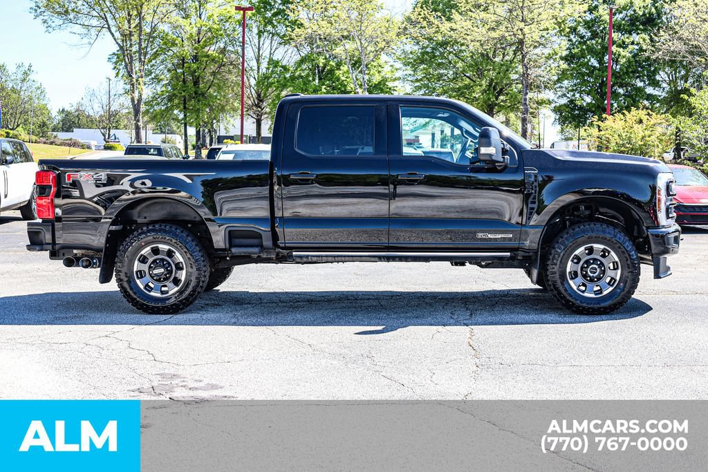 Used 2025 Ford F350 Platinum AWD/4WD image 9