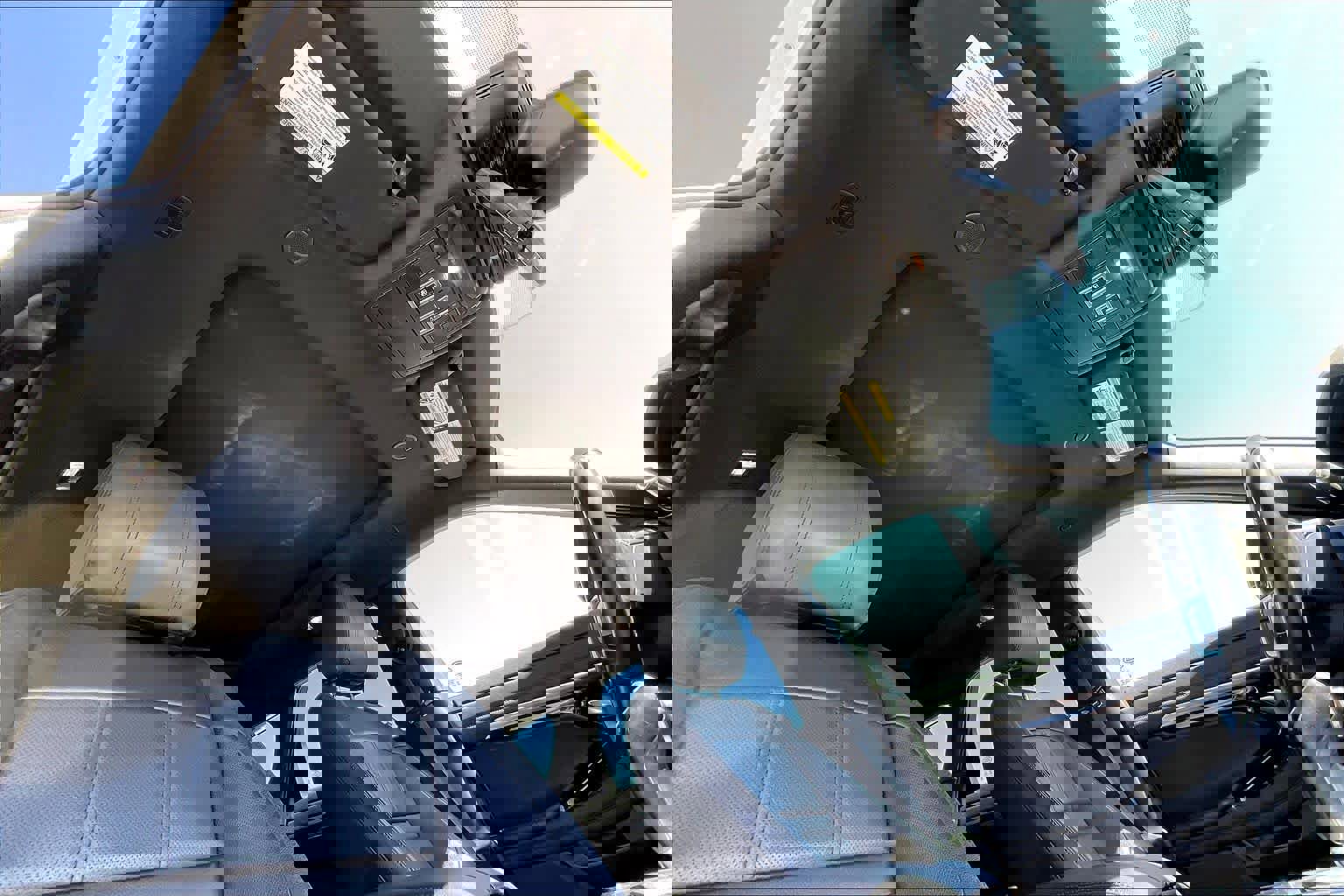 Used 2021 Land Rover Range Rover Evoque SE image 13