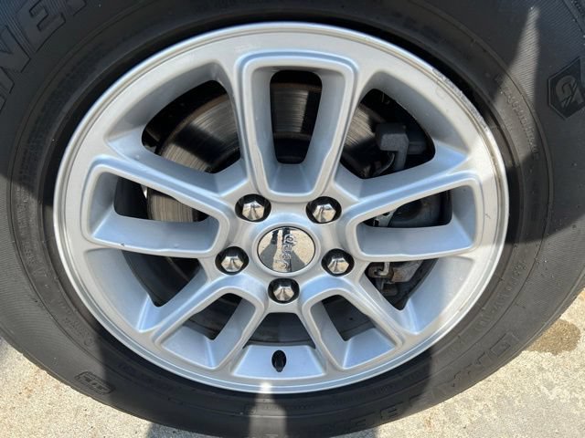 Certified 2020 Jeep Grand Cherokee Laredo AWD/4WD image 9