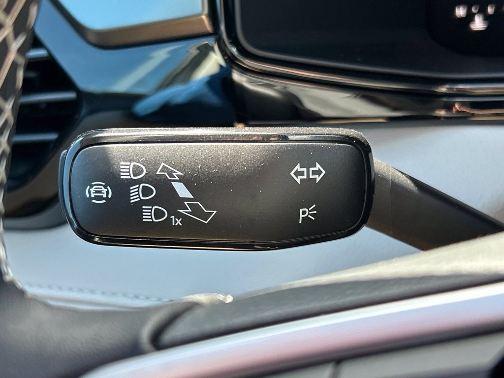 New 2026 Volkswagen Taos S FWD image 27