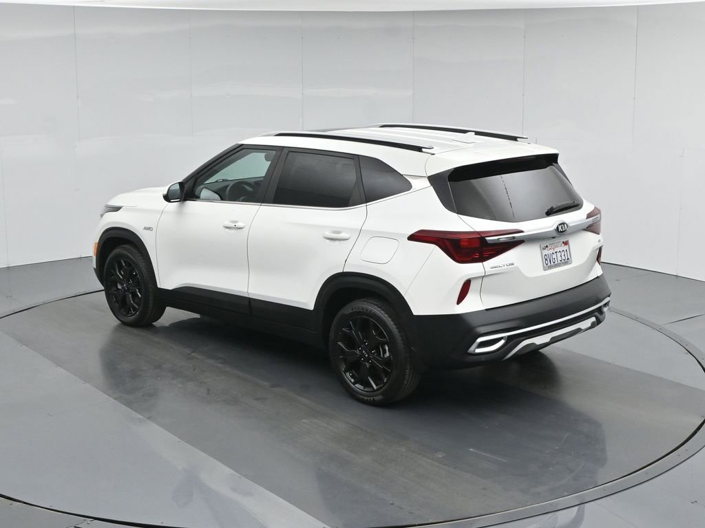 Used 2021 Kia Seltos EX image 41