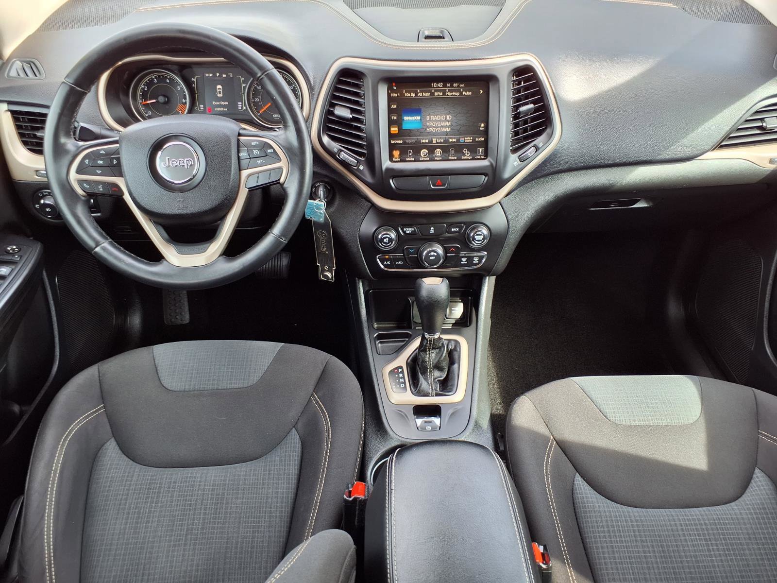 Used 2015 Jeep Cherokee Latitude FWD image 5