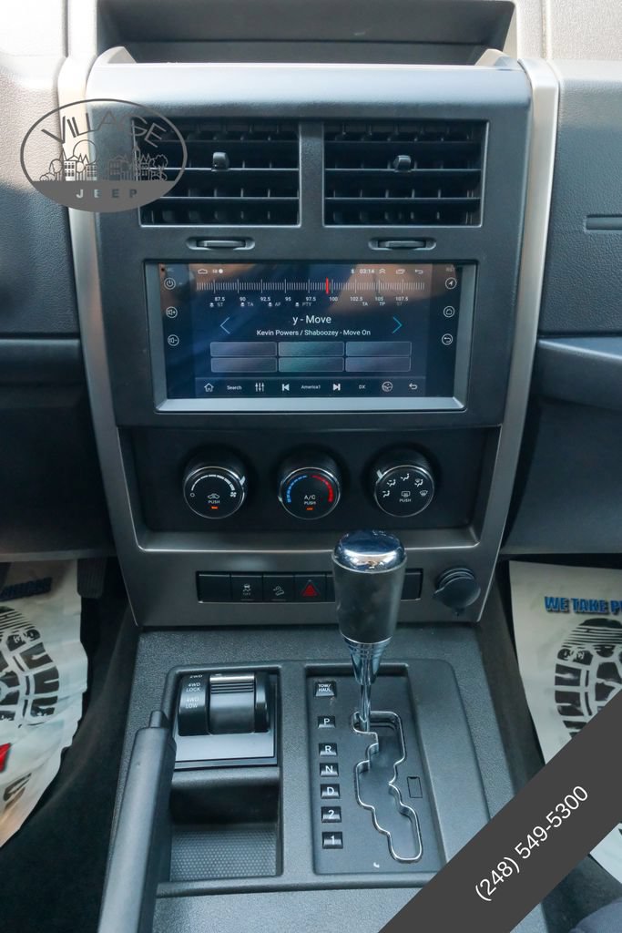 Used 2012 Jeep Liberty Sport w/ Popular Equipment Group AWD/4WD image 19