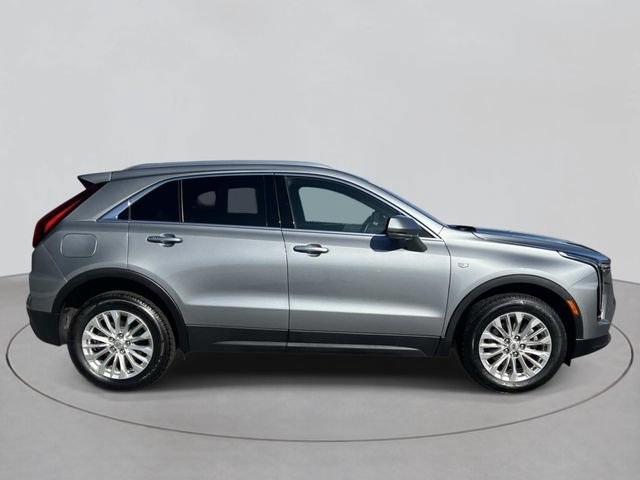 Certified 2024 Cadillac XT4 Luxury w/ Cold Weather Package AWD/4WD image 5