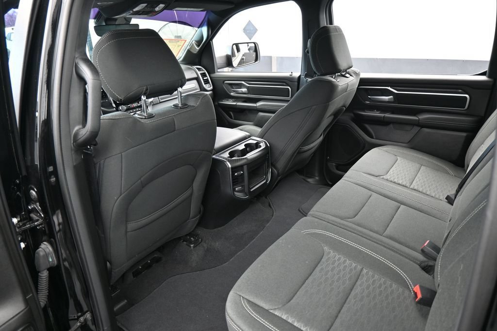 Used 2025 RAM 1500 Big Horn AWD/4WD image 38