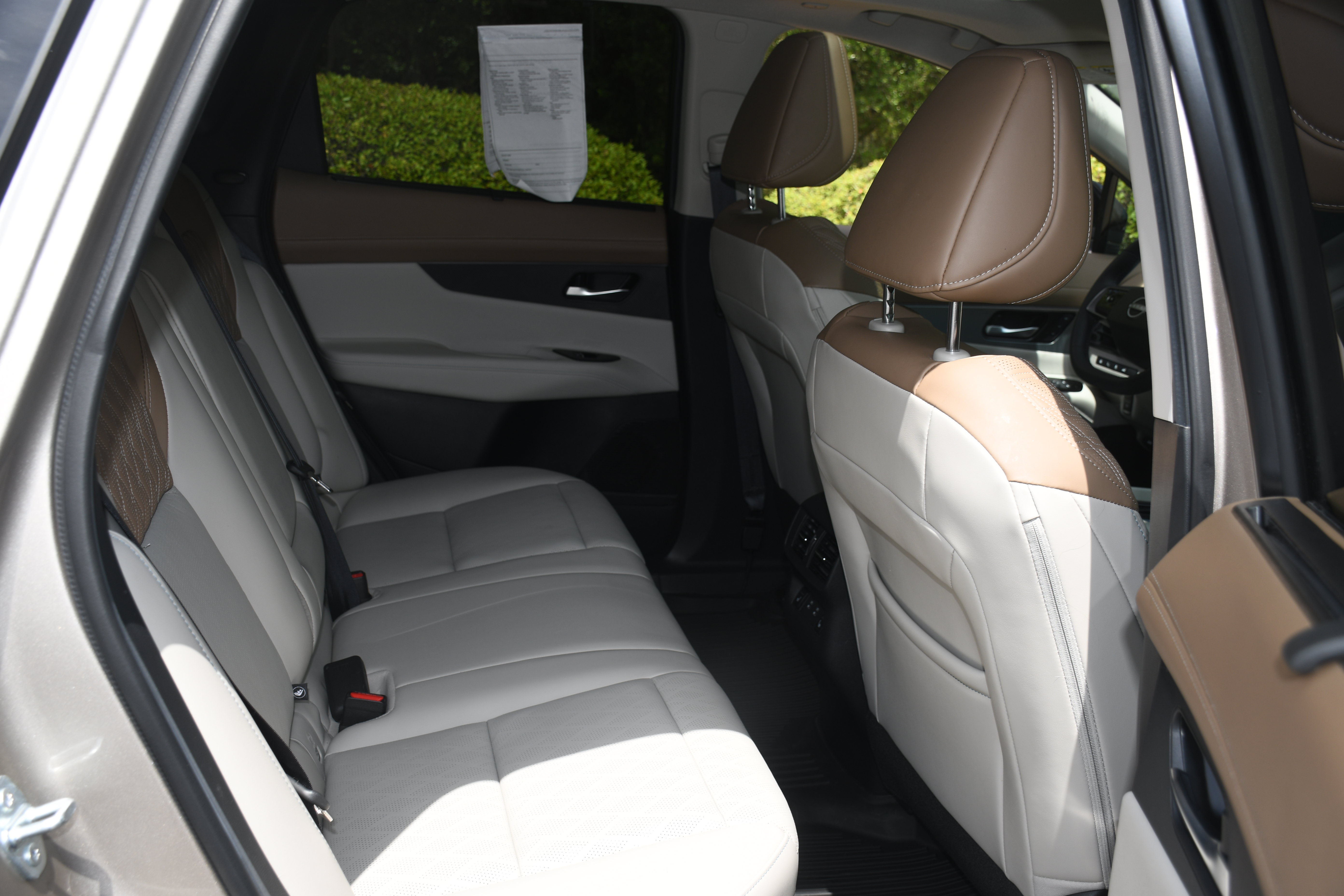 Used 2025 Nissan Murano Platinum w/ Cargo Package AWD/4WD image 22