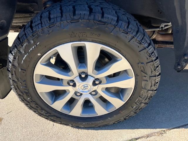 Used 2016 Toyota Tundra Limited image 11