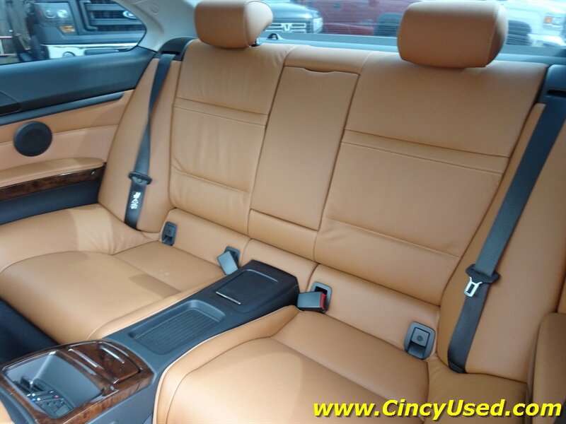 Used 2011 BMW 335i xDrive Coupe AWD/4WD image 14