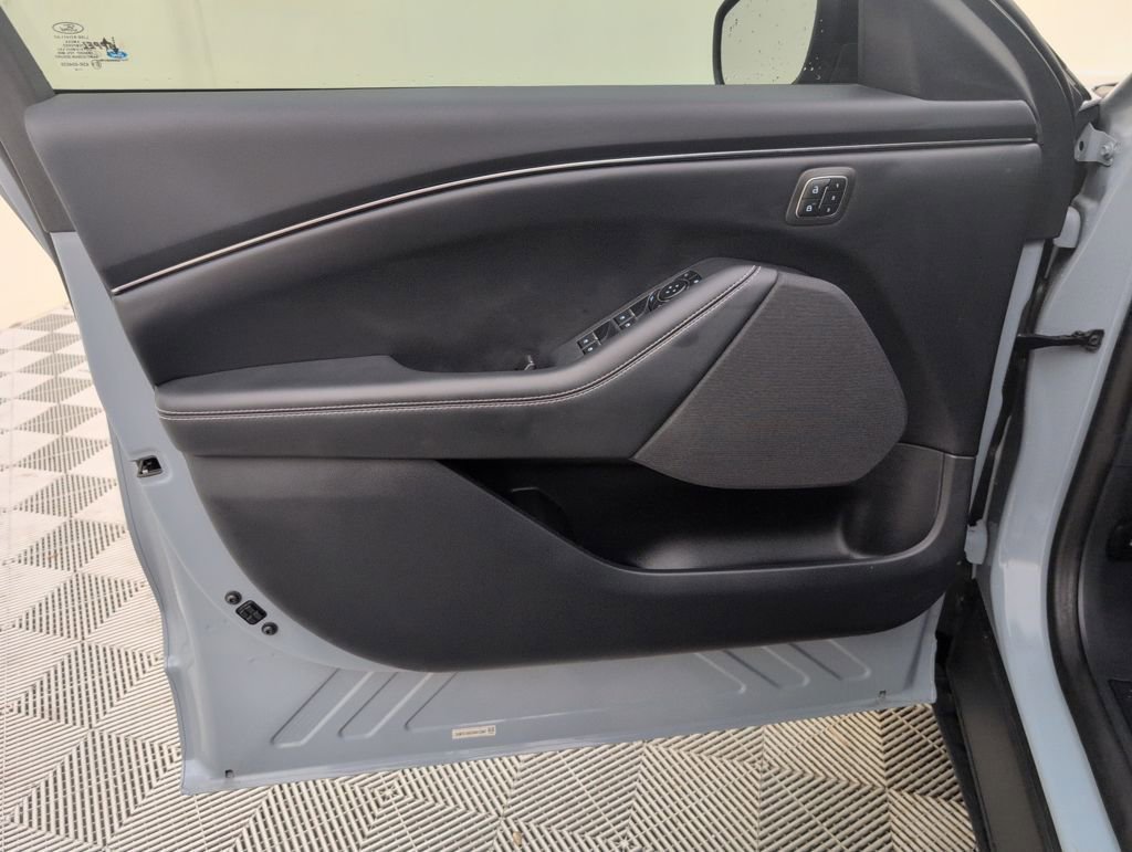 Certified 2024 Ford Mustang Mach-E Select w/ Comfort Package Lite image 35