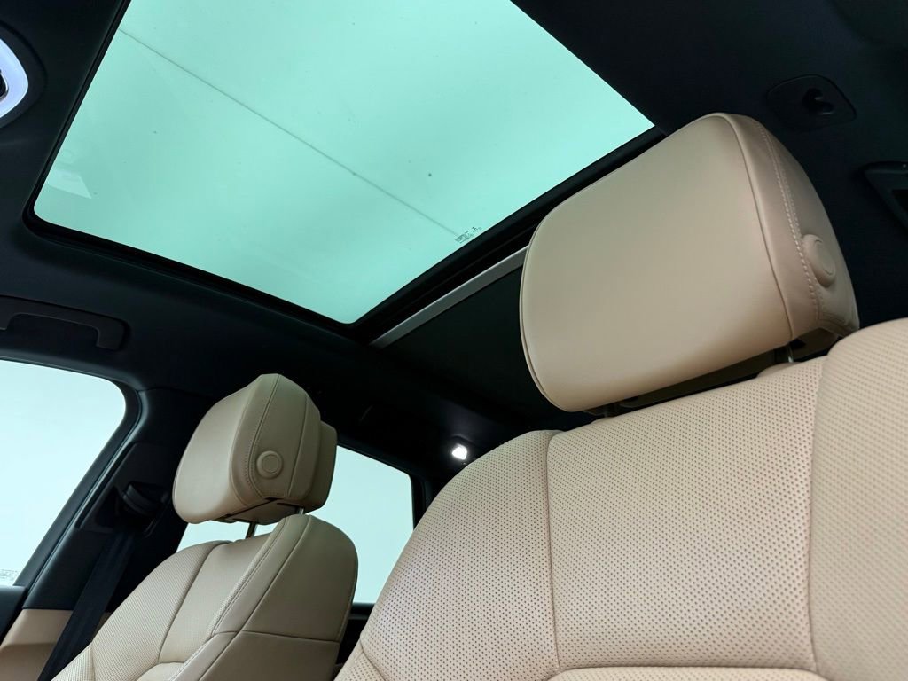 Used 2020 Porsche Macan image 11