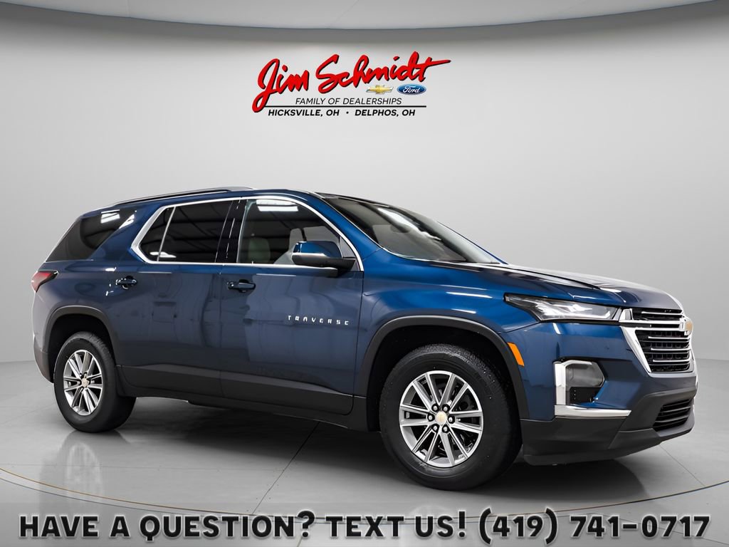 Used 2023 Chevrolet Traverse LT FWD image 1