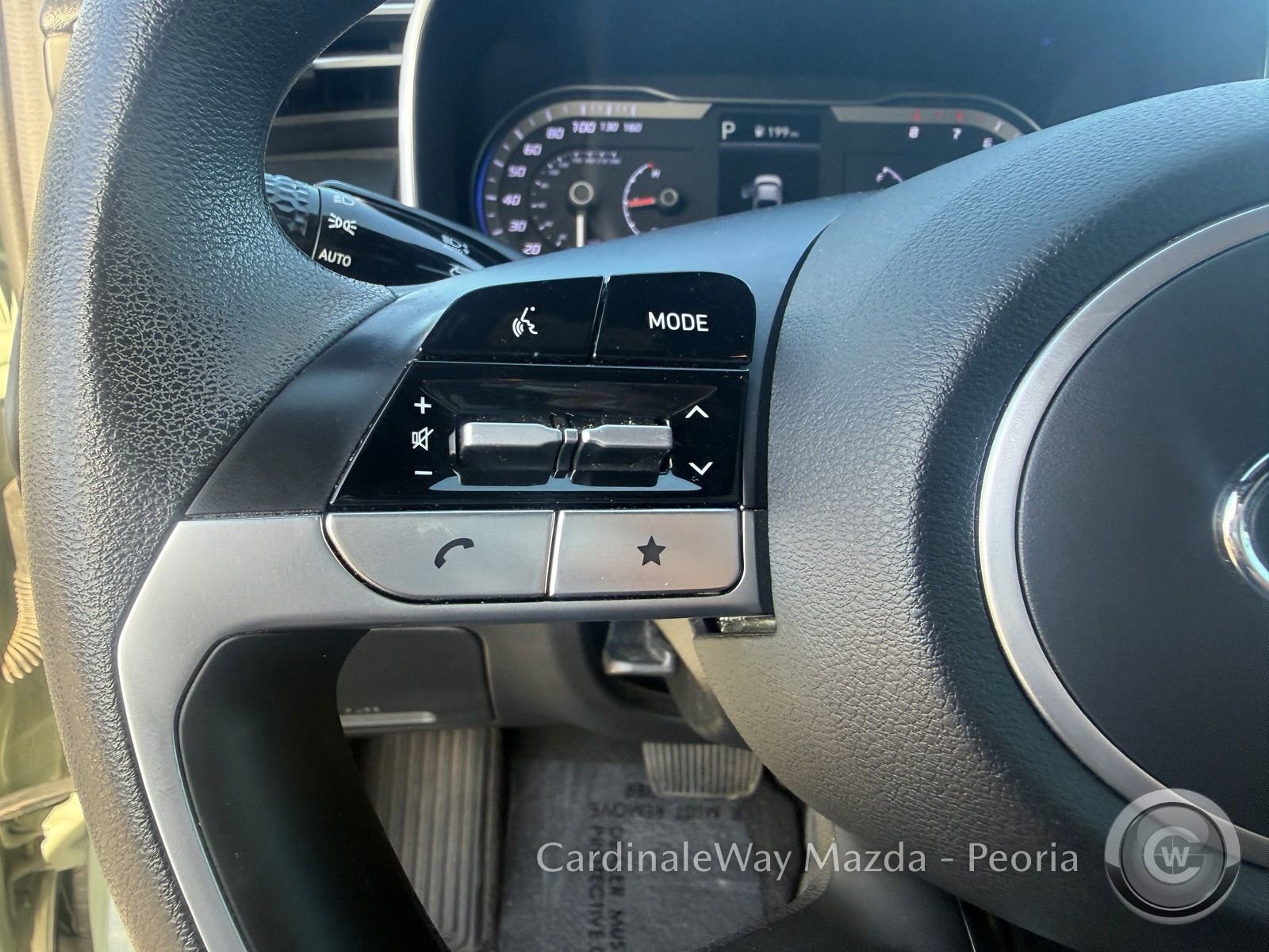 Used 2023 Hyundai Santa Cruz SEL image 17