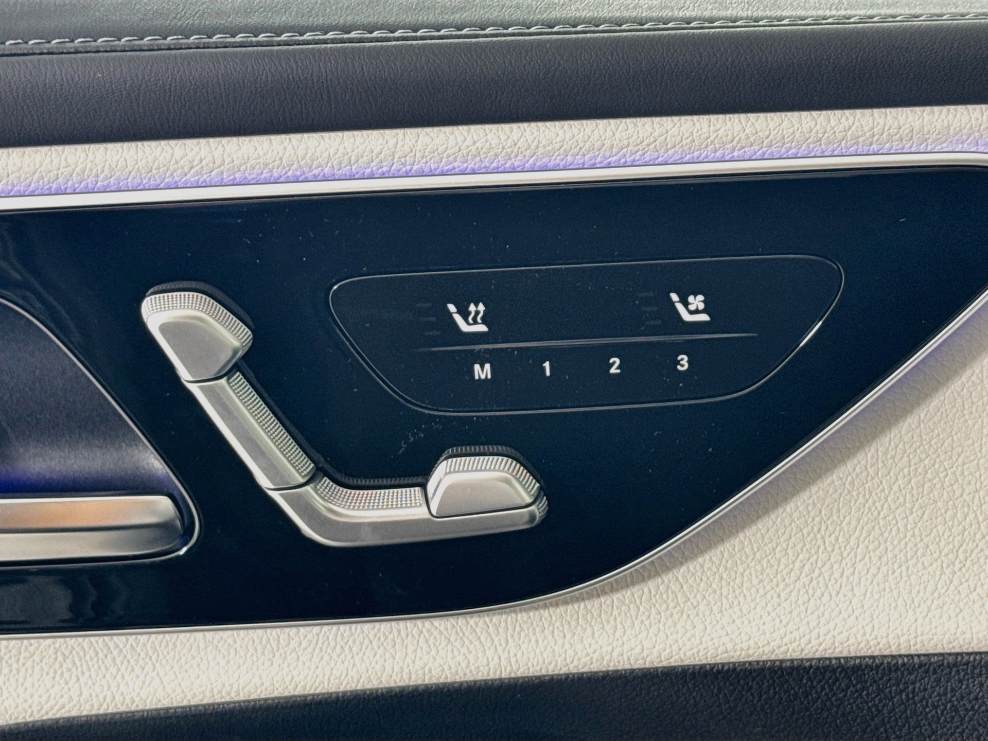 New 2027 Mercedes-Benz GLC 300 4MATIC image 22