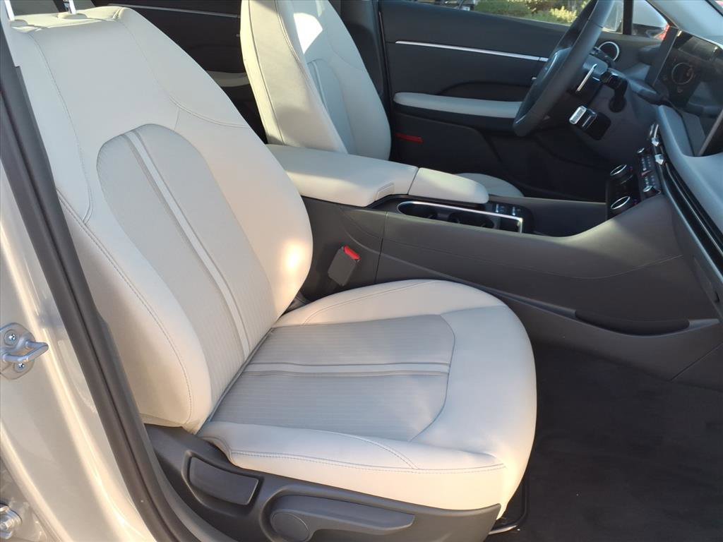 New 2026 Hyundai Sonata SEL image 7