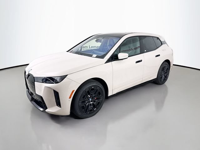 Used 2026 BMW iX xDrive60 w/ M Sport Package AWD/4WD image 3