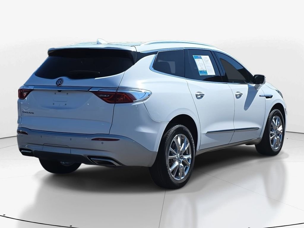 Used 2023 Buick Enclave Essence w/ Experience Buick Package image 5