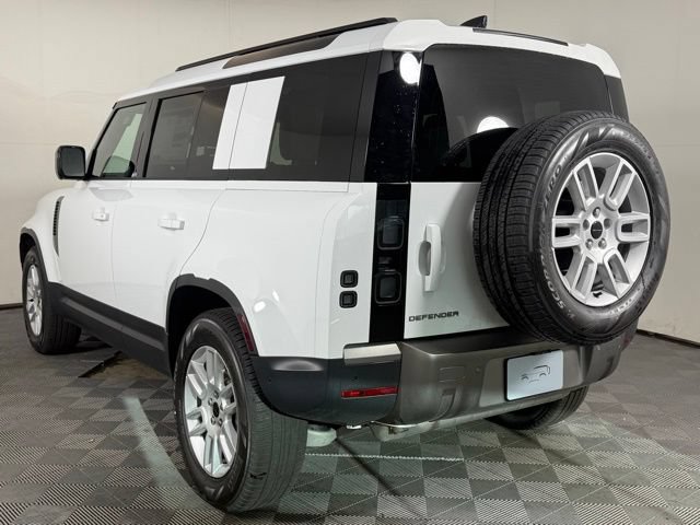 Used 2026 Land Rover Defender 110 S AWD/4WD image 4