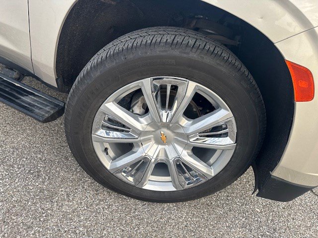 Used 2021 Chevrolet Suburban High Country AWD/4WD image 49