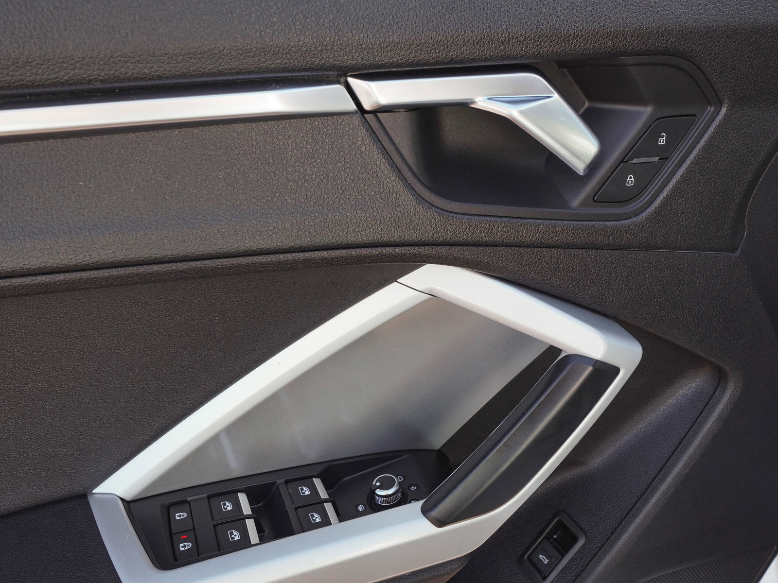 Used 2020 Audi Q3 2.0T Premium image 10