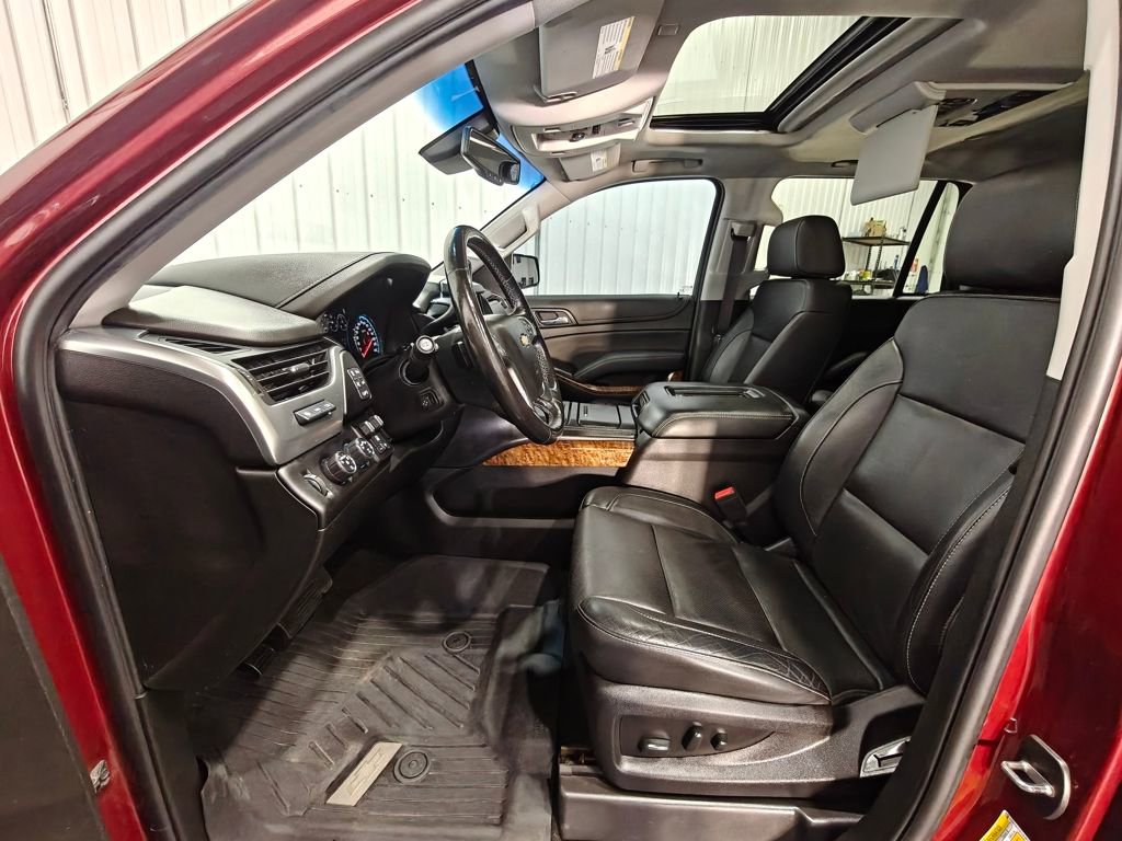 Used 2018 Chevrolet Tahoe Premier AWD/4WD image 32