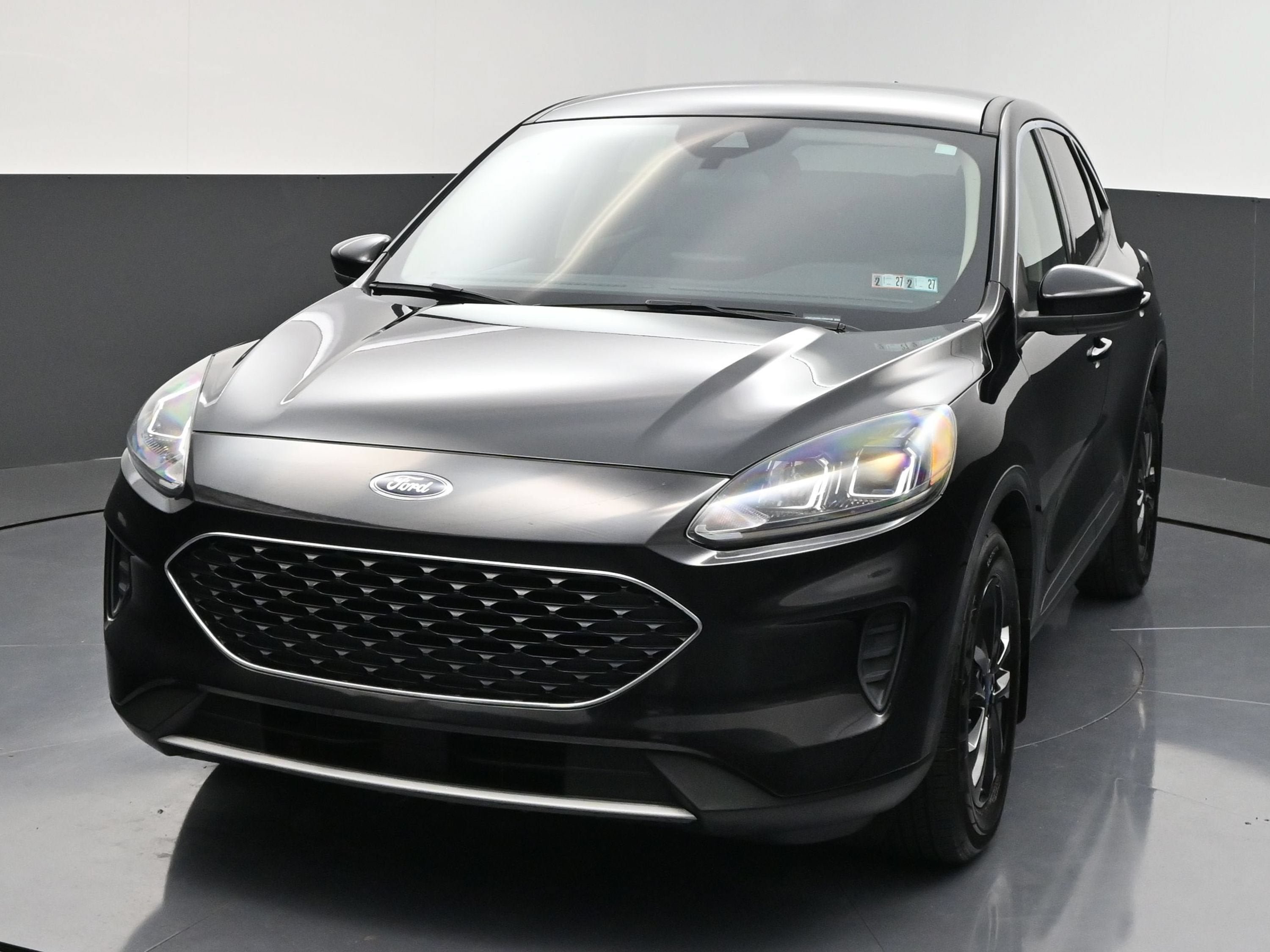Used 2020 Ford Escape SE FWD image 4